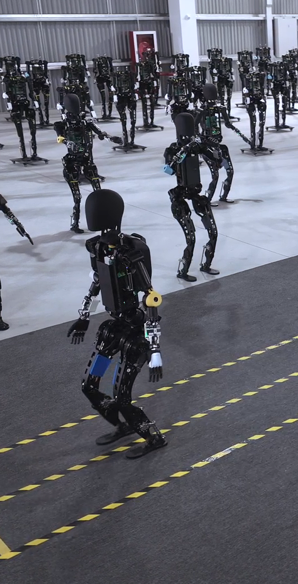 星空游戏开启通用机器人商用量产