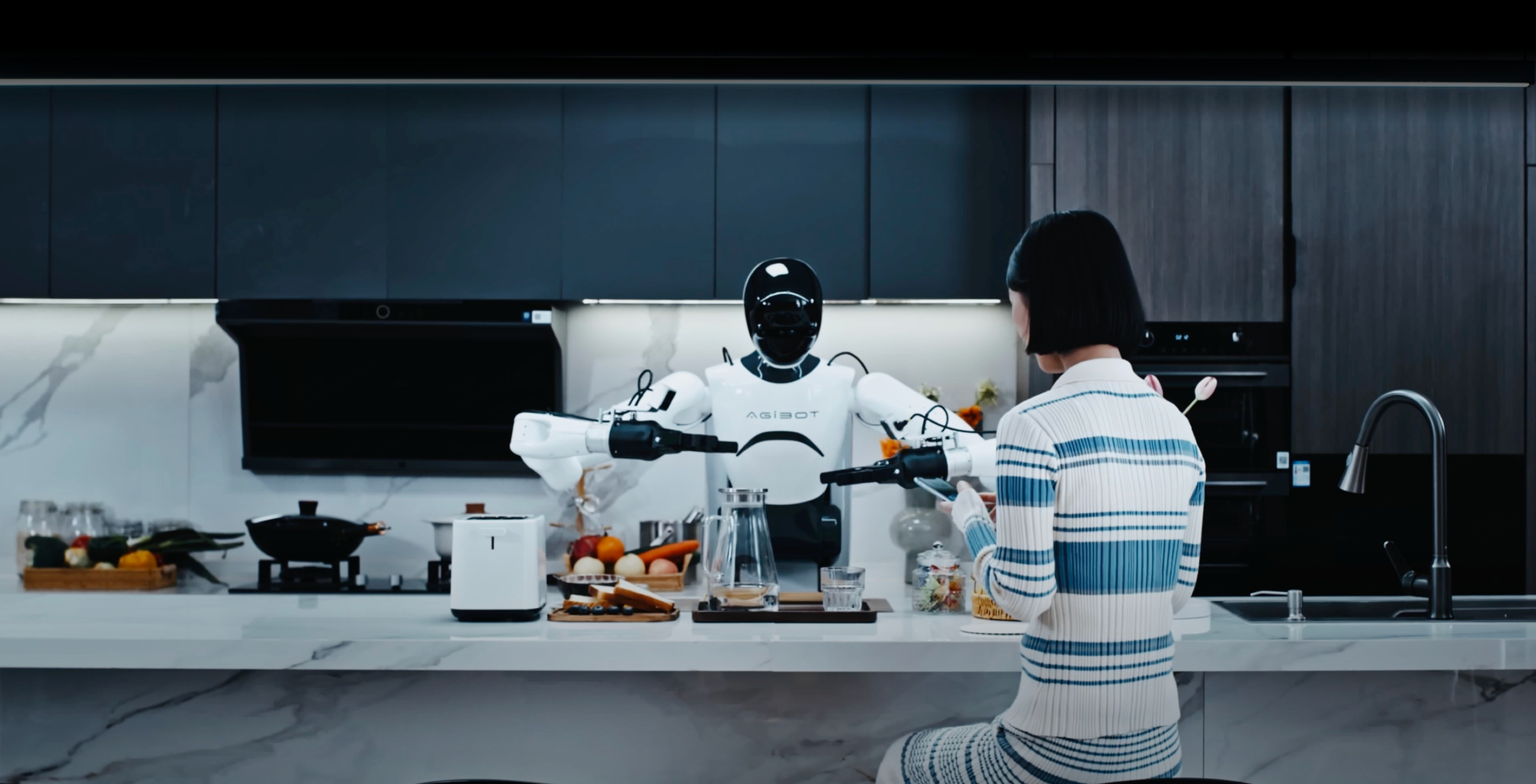 星空游戏发布！ Genie Studio：行业首款具身智能一站式开发平台